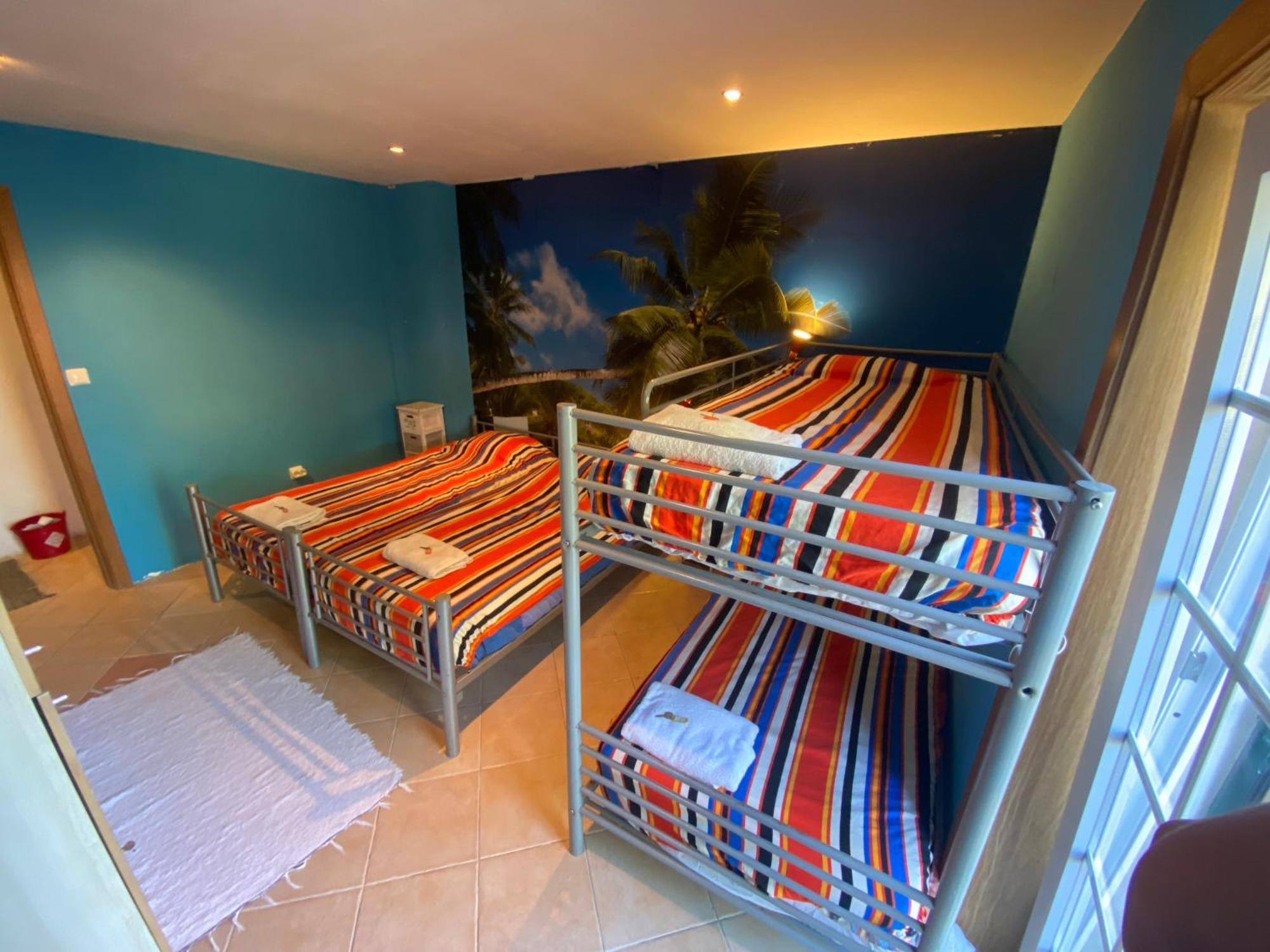 Amazigh Guincho Hostel & Suites กาชไกช์ ภายนอก รูปภาพ